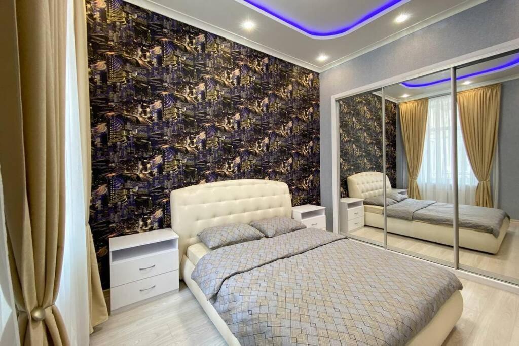 Comfortable Luxury Apartment With 3 Rooms. Center Heart Of Kiev Exterior foto